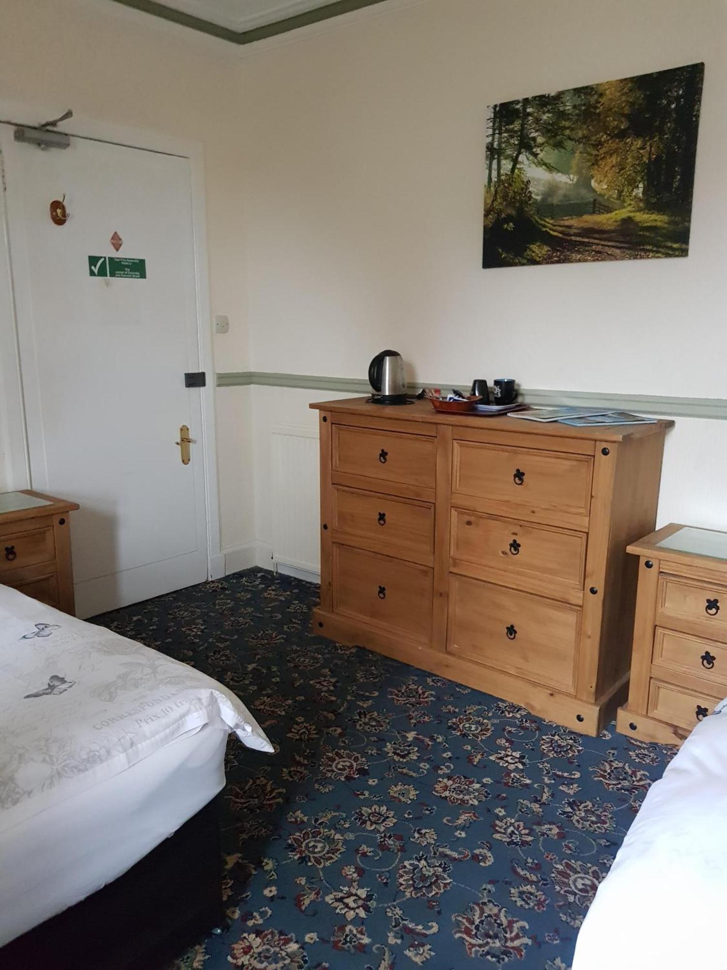 Cedar Villa Guest House — Photos 2